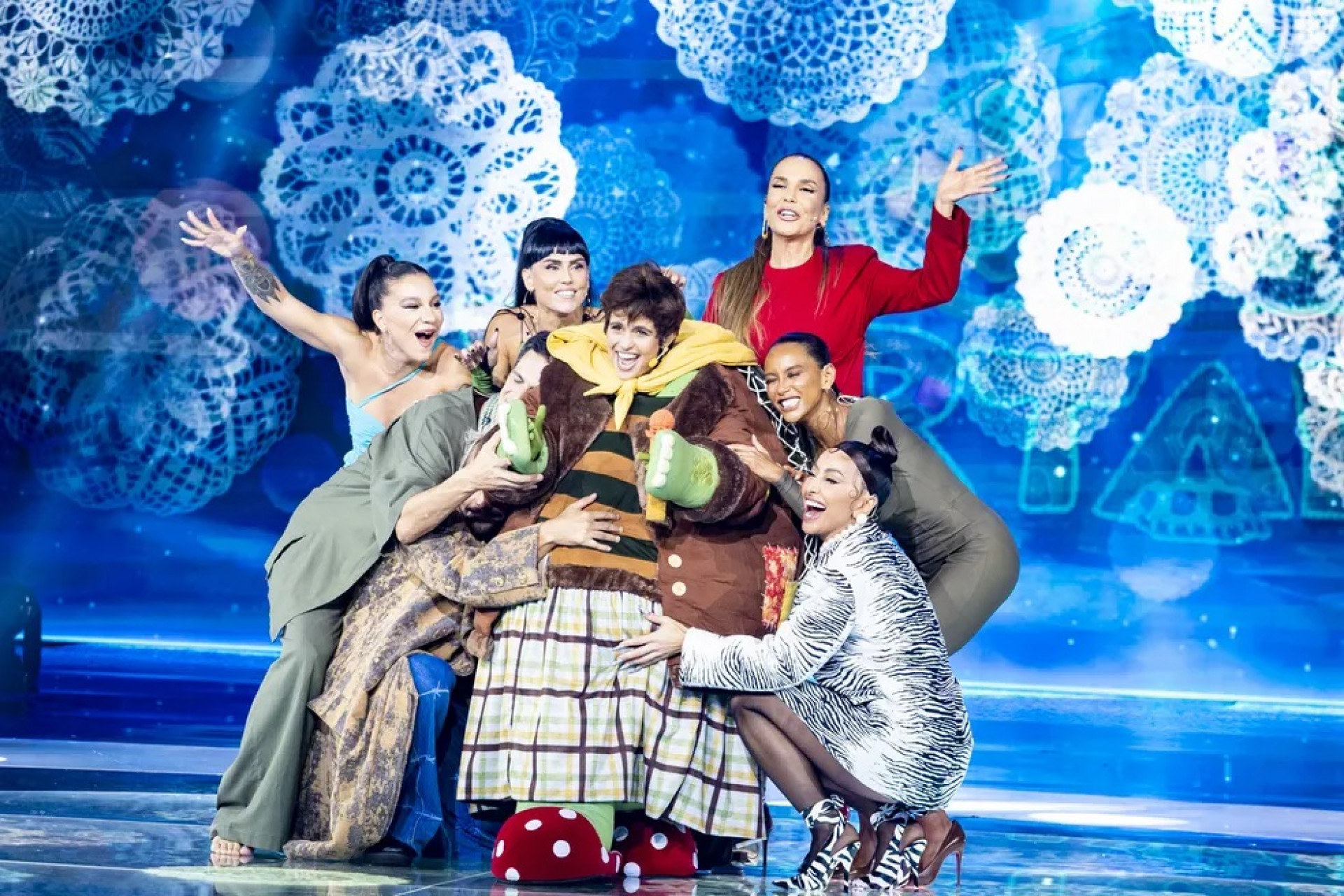 Nanda Costa é desmascarada durante a competição do 'The Masked Singer Brasil' - TV Globo