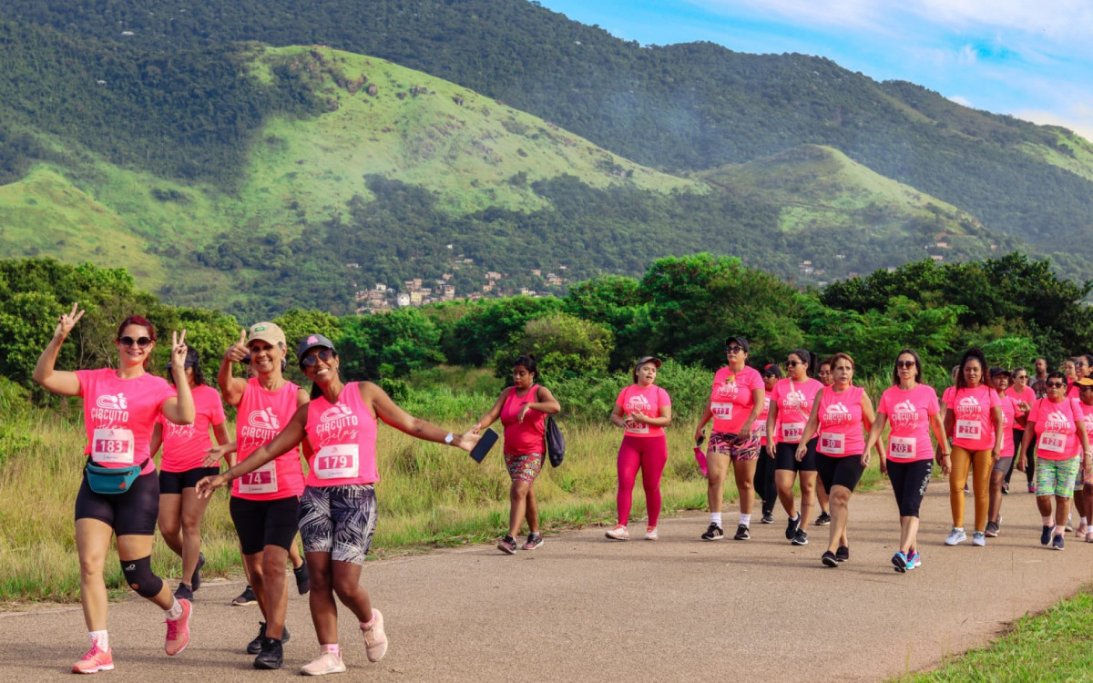 Diversas mulheres participaram da prova no Parque Gerinic&oacute;