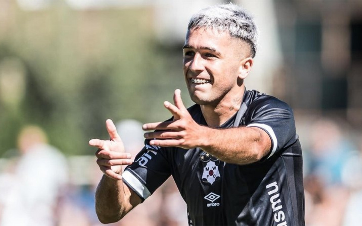 Diego Hernández pode reforçar o Botafogo no segundo semestre - Divulgação/Montevideo Wanderers 