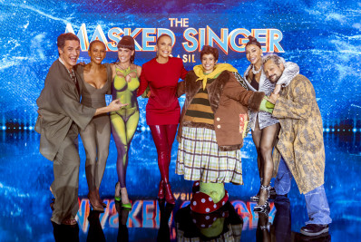 'Tinha medo de descobrirem que era eu', diz Nanda Costa sobre disputa no 'The Masked Singer Brasil'