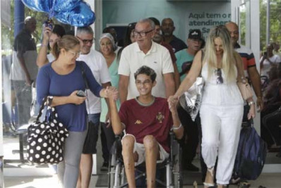 BR-493: Único sobrevivente do acidente envolvendo carreta, em Guapimirim, recebe alta hospitalar