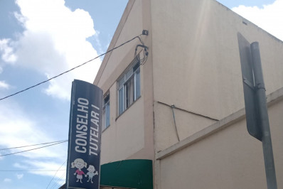 Neto sanciona lei que regulamenta escolha de conselheiros tutelares