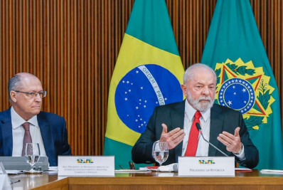 Brasil vai crescer mais do que os pessimistas estão prevendo, diz Lula