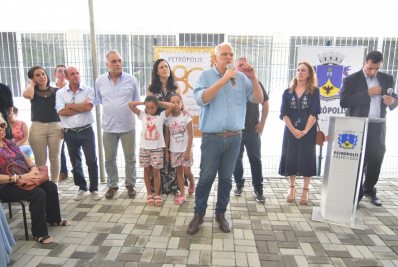 Prefeitura inaugura CEI Therezinha de Jesus Lima, no Bonfim