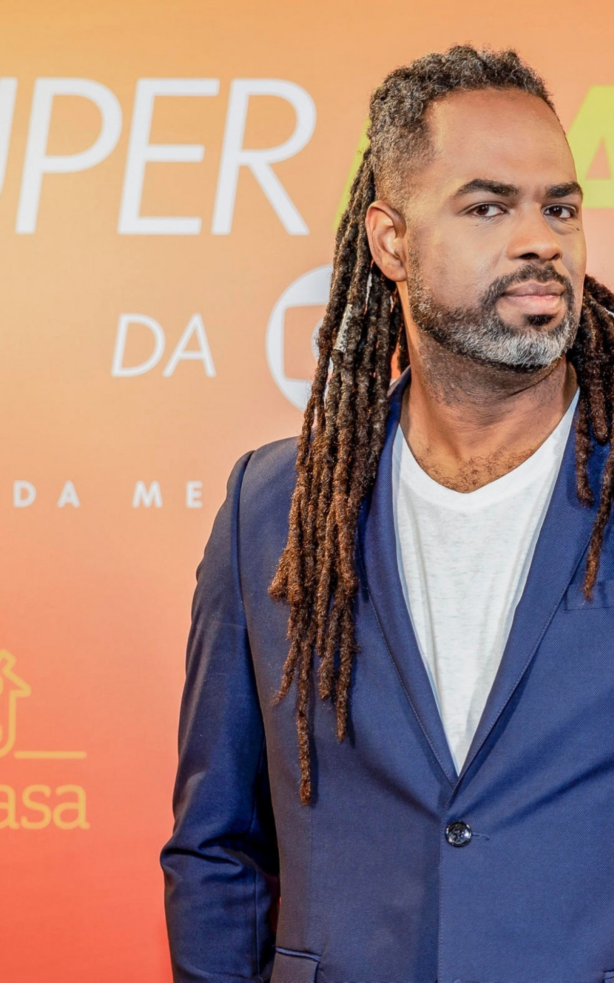 Manoel Soares vive clima estranho em programa - Kelly Fuzaro/Globo