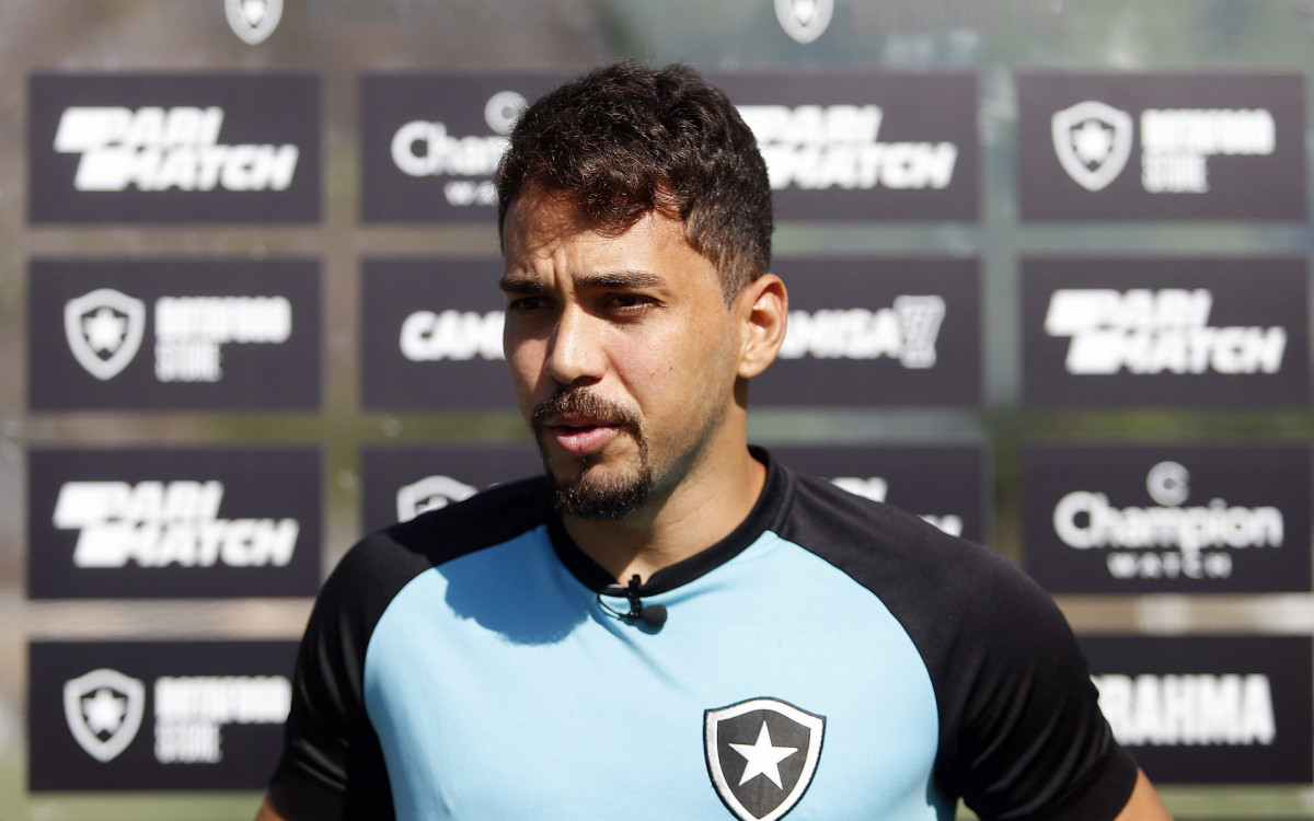 Eduardo.Treino do Botafogo Espaco Lonier. 04 de Abril de 2023, Rio de Janeiro, RJ, Brasil.