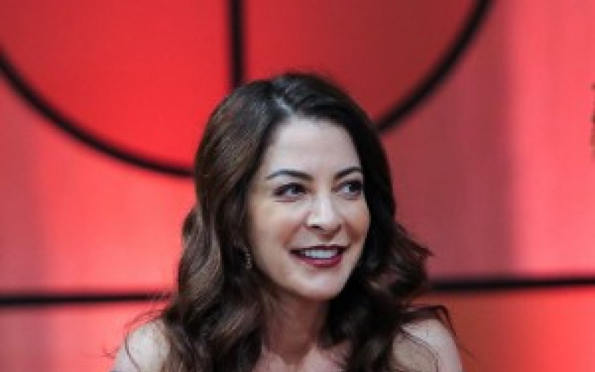 Ana Paula Padrão apresenta reality na Band - Reprodução/Instagram