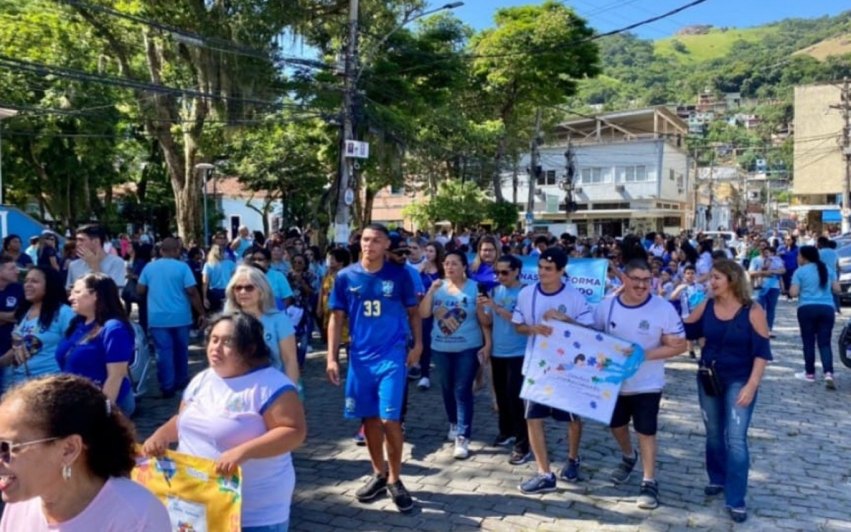 Amor em Ação atende moradores de rua, Luiz André Ferreira