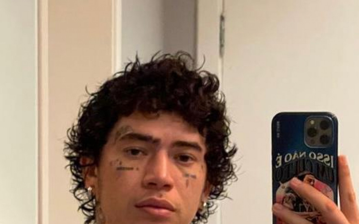 Whindersson Nunes anuncia single com T&iacute;lia, filha de Dennis DJ