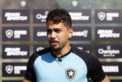 Eduardo afirma que está 'melhor que o esperado' e minimiza dificuldades do Botafogo em 2023