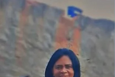 Mulher é morta a facadas enquanto dormia em casa na Zona Norte