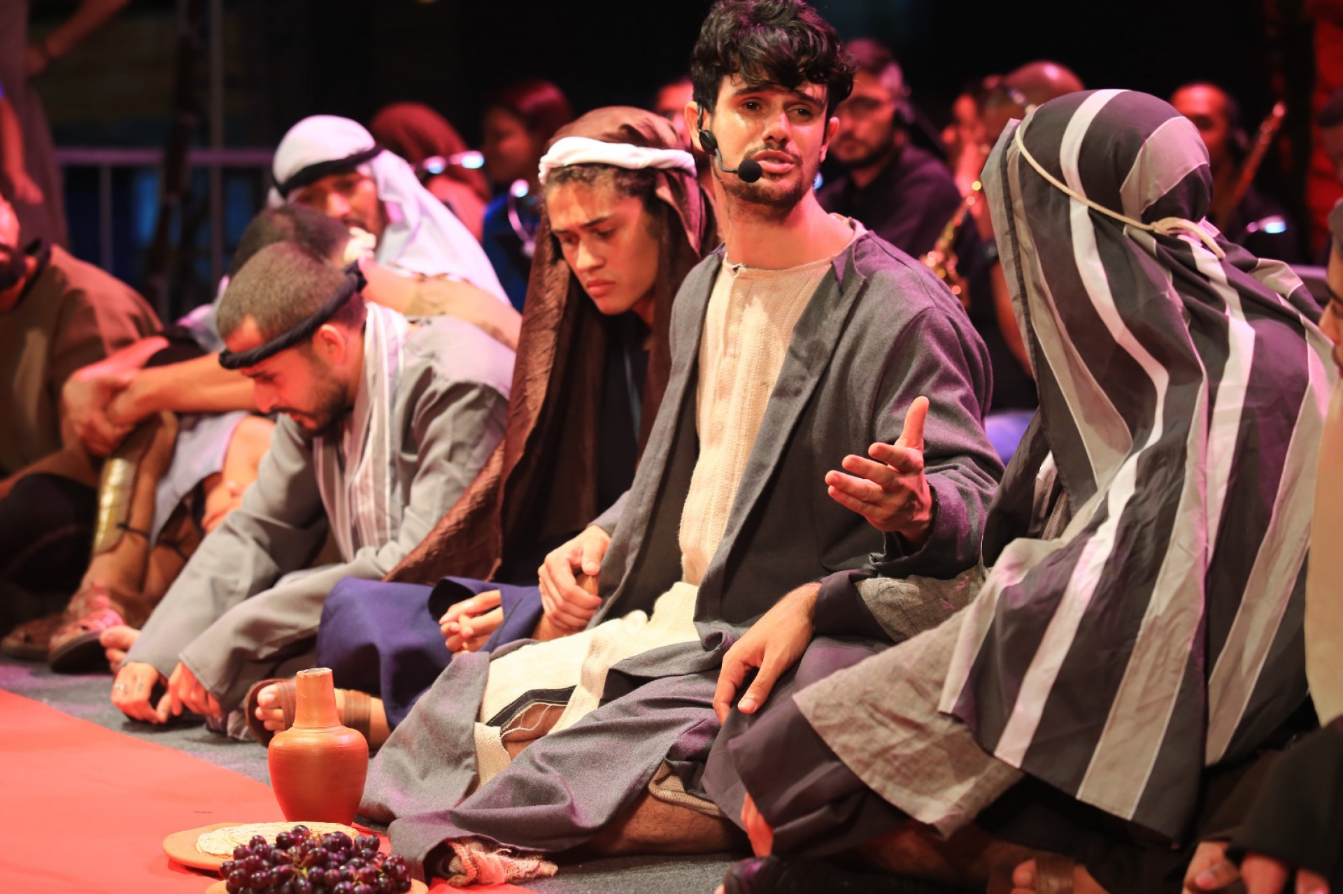 O espet&aacute;culo ter&aacute; a participa&ccedil;&atilde;o 30 atores e 20 pessoas na equipe t&eacute;cnica - Divulga&ccedil;&atilde;o