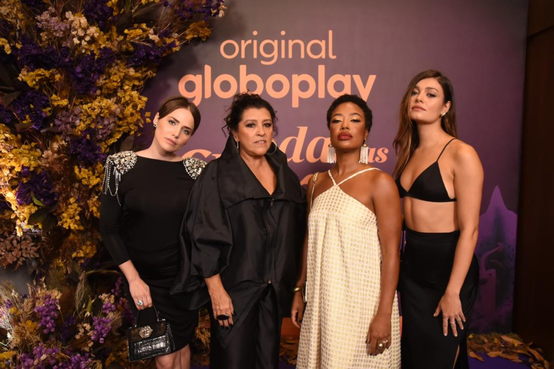 Letícia Colin, Regina Casé, Mariana Nunes e Sophie Charlotte na festa de lançamento da segunda parte da novela 'Todas as Flores' - Globo / Rafaela Cassiano