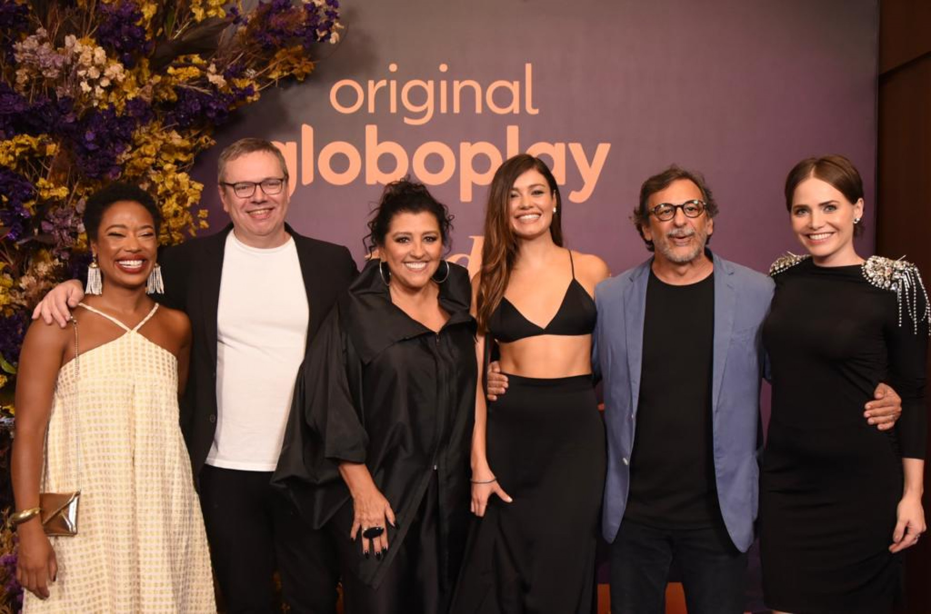 Equipe de 'Todas as Flores' na festa de lançamento da segunda parte da novela - Globo / Rafaela Cassiano
