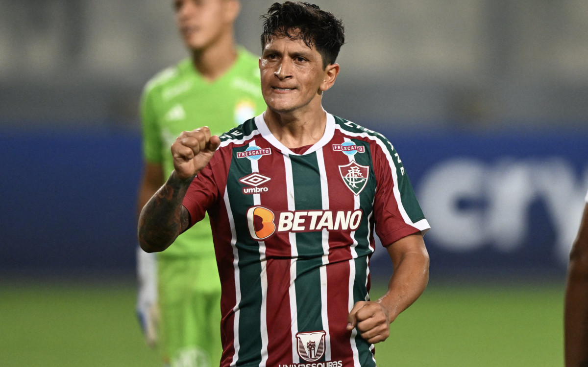 Fluminense's Argentine forward German Cano celebrates after scoring a goal during the Copa Libertadores group stage first leg football match between Sporting Cristal and Fluminense, at the National stadium in Lima, on April 5, 2023.
