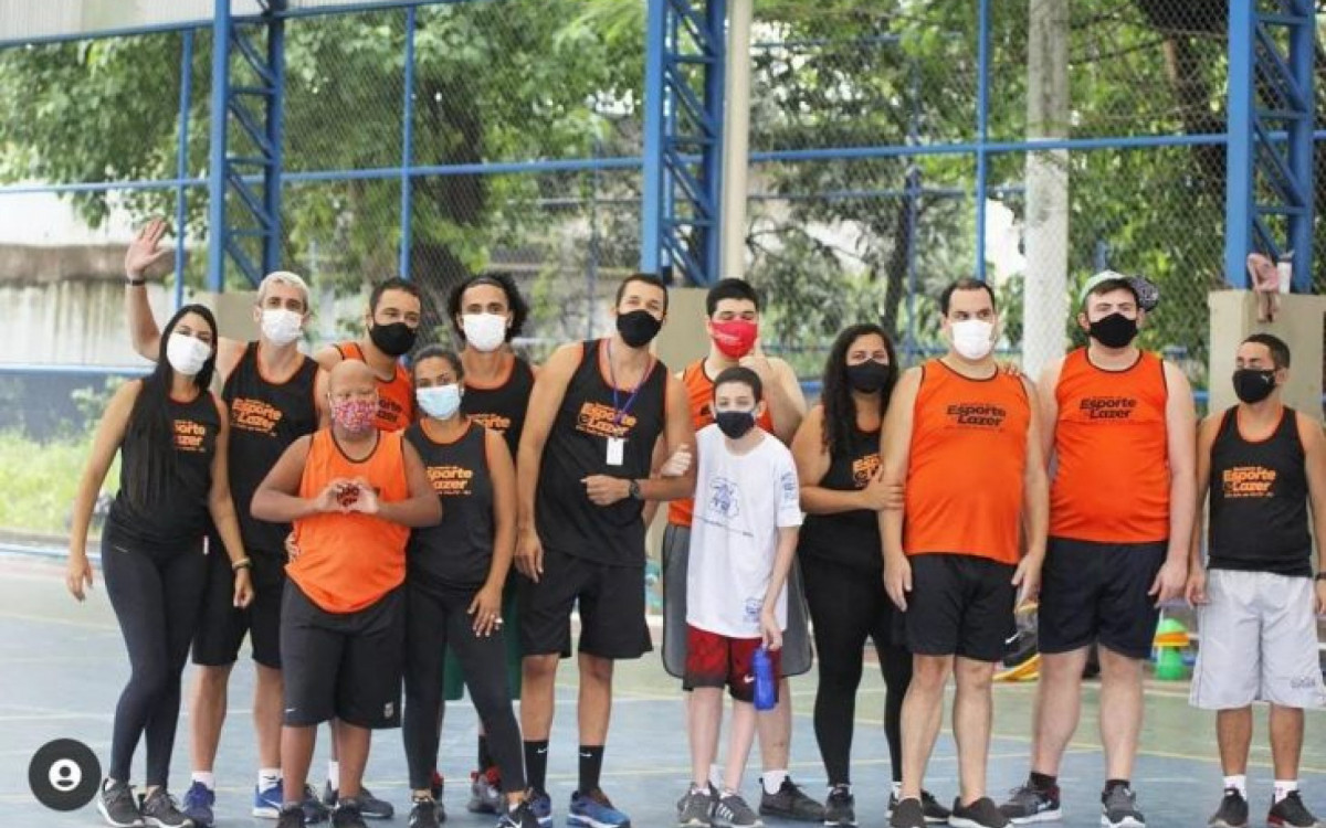 Alunos do projeto Esporte Inclus&atilde;o Meriti