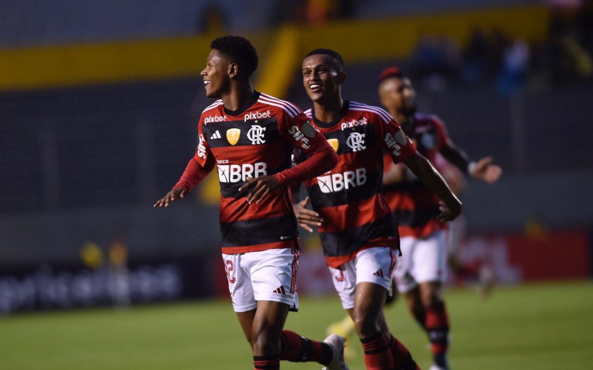 Matheus França marcou o gol do Flamengo na derrota para o Aucas