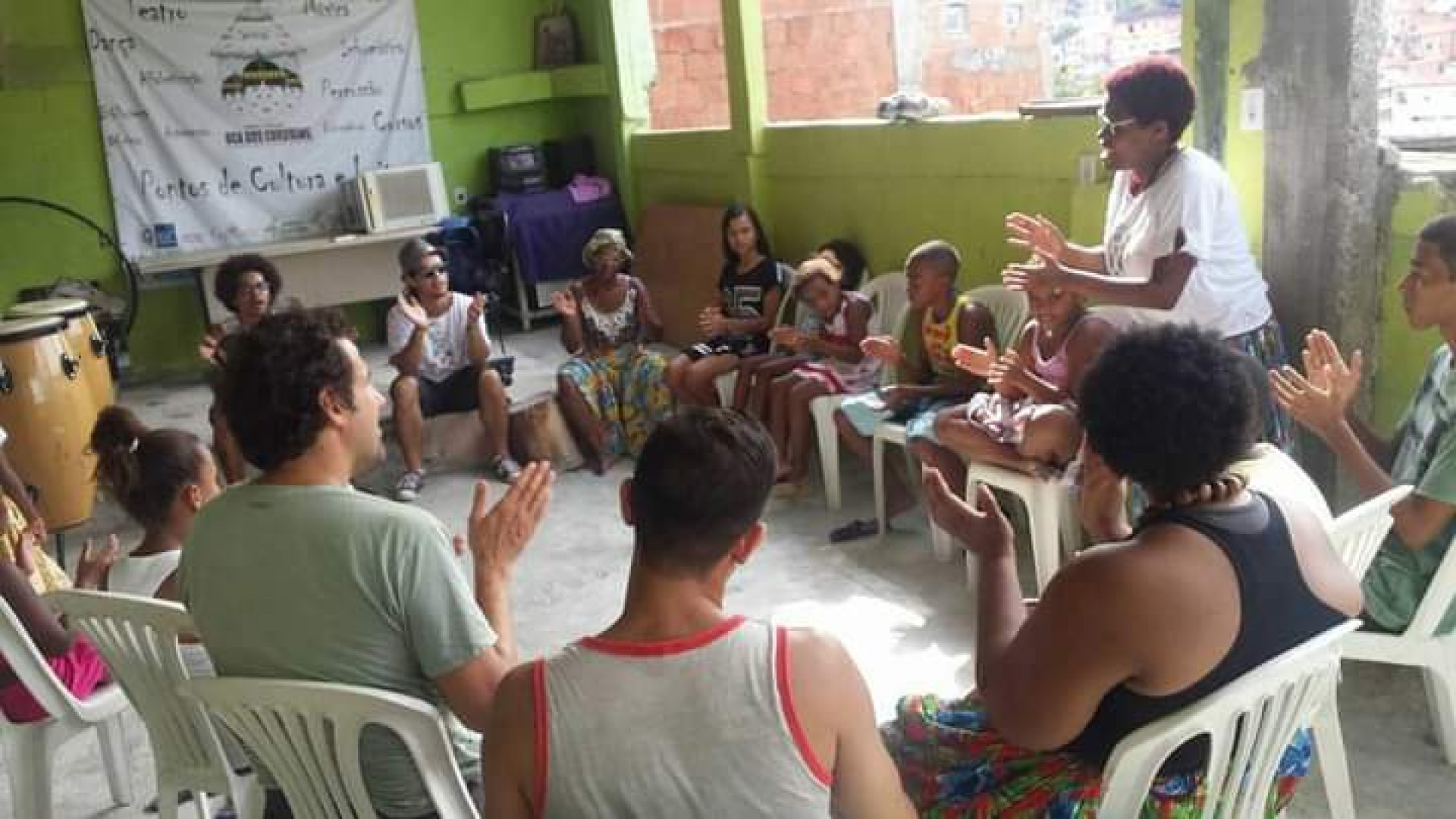 Criado em 2018, a roda acontece toda quarta-feira, às 20h, no Complexo do Alemão - Divulgação