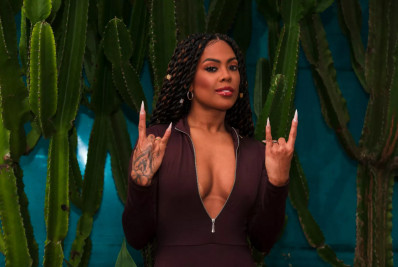 E Amanda fica no BBB... qual seria o motivo?