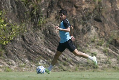 Novo reforço alvinegro, Matías Segovia revela surpresa inicial com interesse do Botafogo: 'Não podia crer'