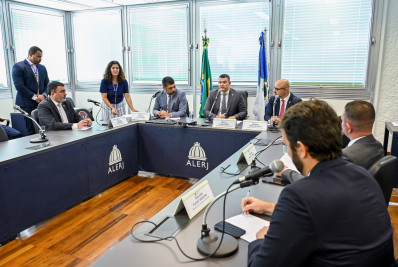 Segurança nas escolas: Alerj quer debate com polícias — e psicólogos