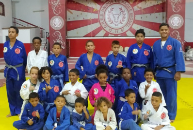 Unidos de Padre Miguel abre vagas para aulas de judô, ginástica e dança