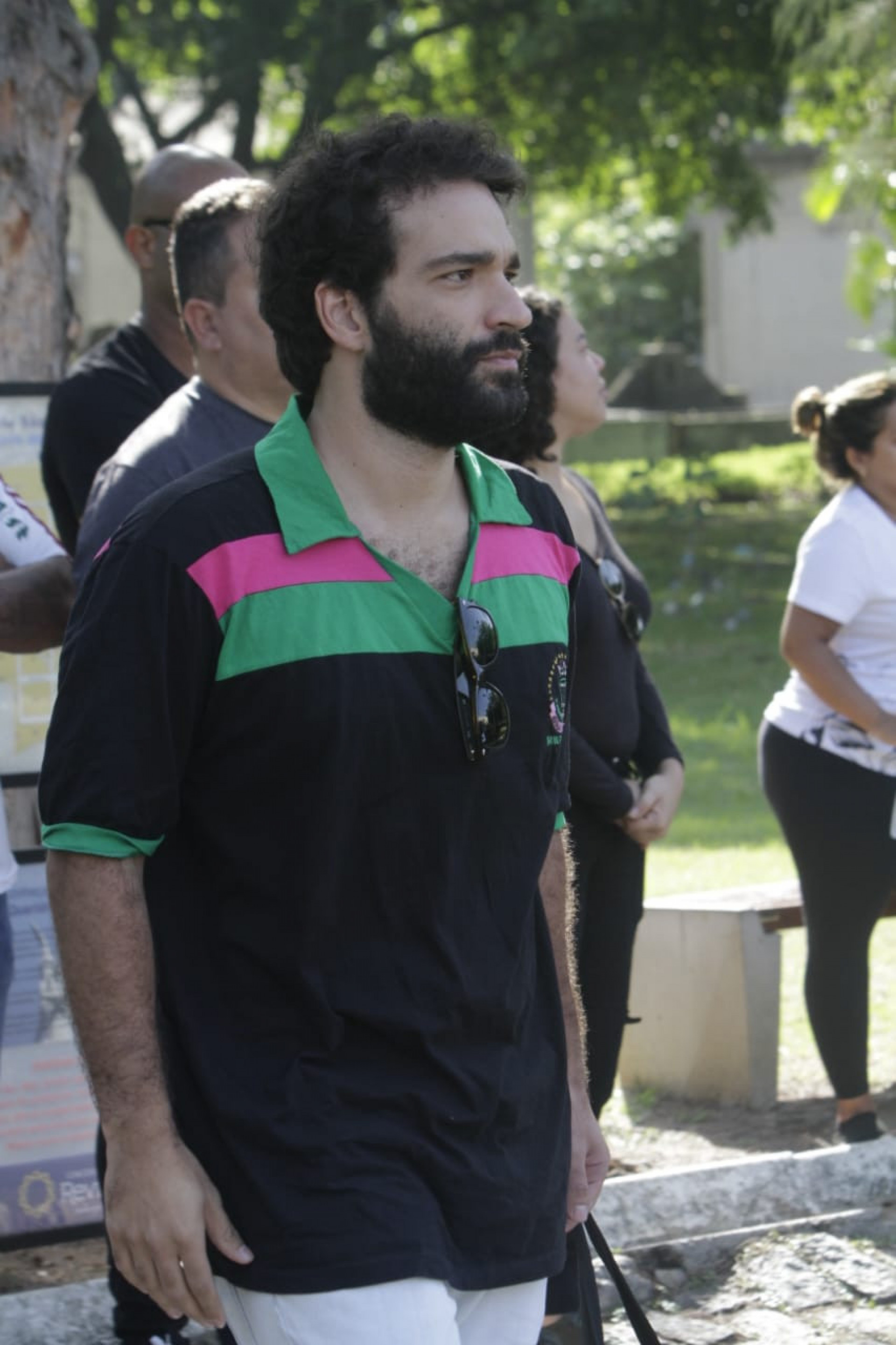 Ator Humberto Carrão chega ao velório do colega de trabalho Thiago Fernandes - Marcos Porto / Agência O Dia