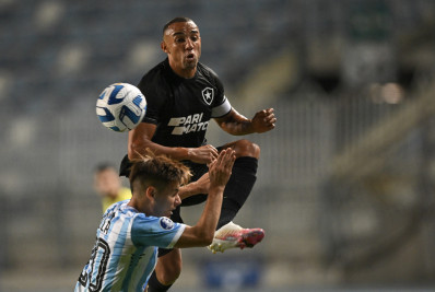 Botafogo pode ter volta de Marçal em clássico com o Flamengo