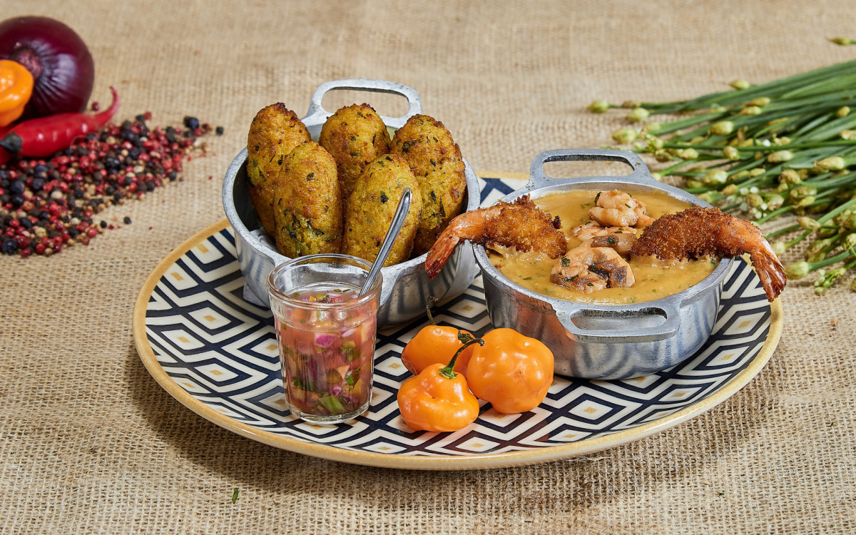 Granel: Camar&atilde;o da Van, Bolinhos de Arroz da R&ecirc; e Vinagrete da Val 