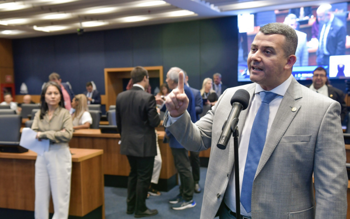 Deputado Alan Lopes (PL) discursou durante o an&uacute;ncio da convoca&ccedil;&atilde;o da audi&ecirc;ncia p&uacute;blica