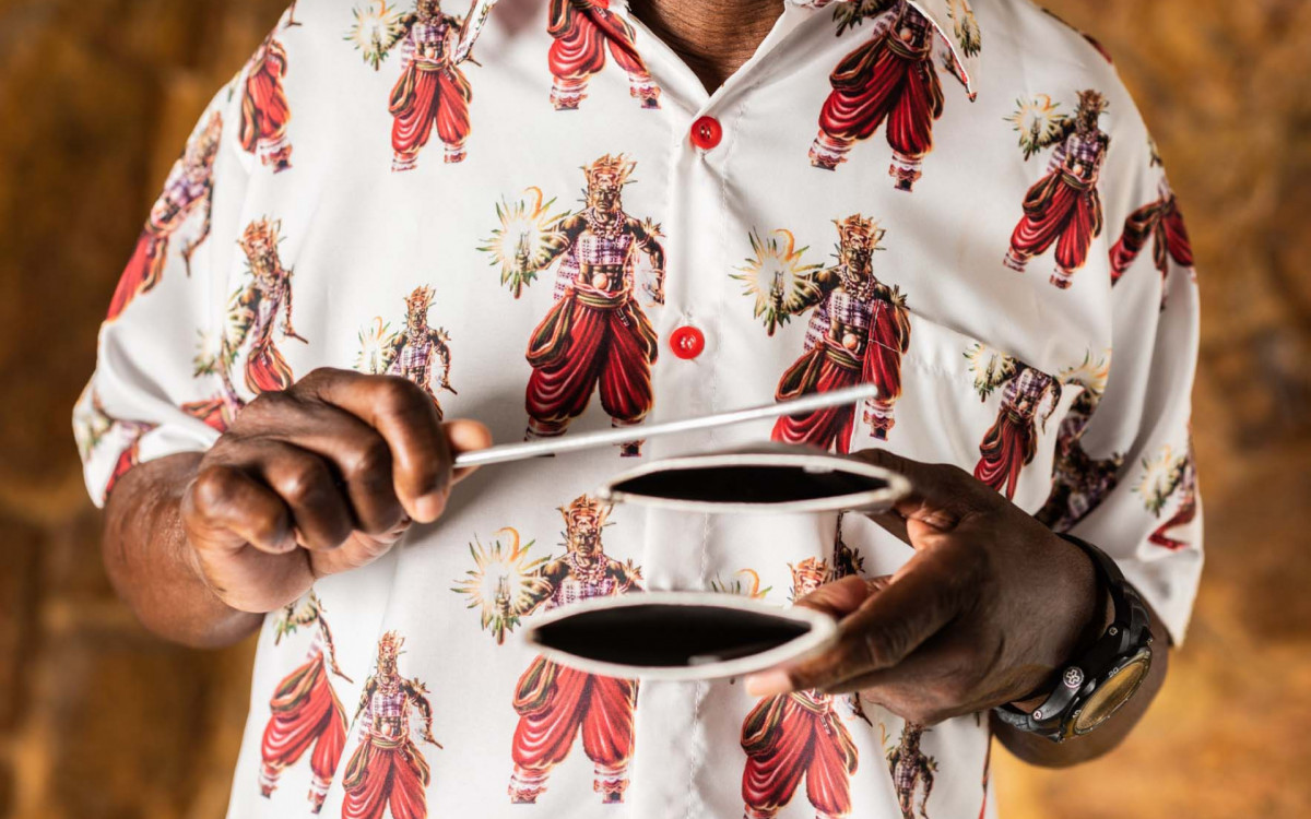 Imagem do catálogo. Roupa com imagem de orixá para uso no dia a dia