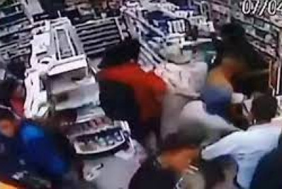 Farmácia e mercado no Centro de SP são saqueados; Vídeo