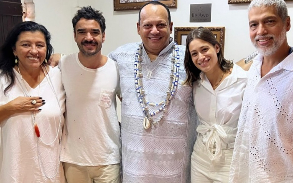 Regina Cas&eacute;, Caio Blat, Pai Celinho, Luisa Arraes e Est&ecirc;v&atilde;o 