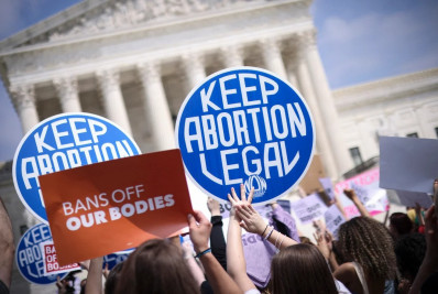 Juiz federal suspende pílula abortiva nos EUA