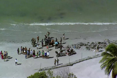 Paramotor cai no mar em Pernambuco; filho morre e pai fica ferido