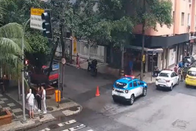 Incêndio atinge apartamento em Copacabana