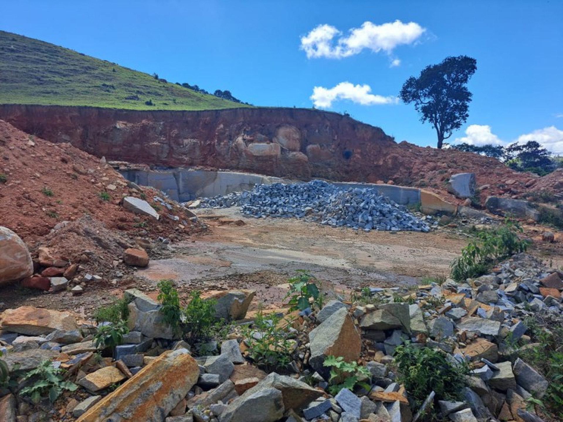 Operação Stone mira na extração ilegal de minérios em Bom Jardim e Nova Friburgo - Polícia Federal