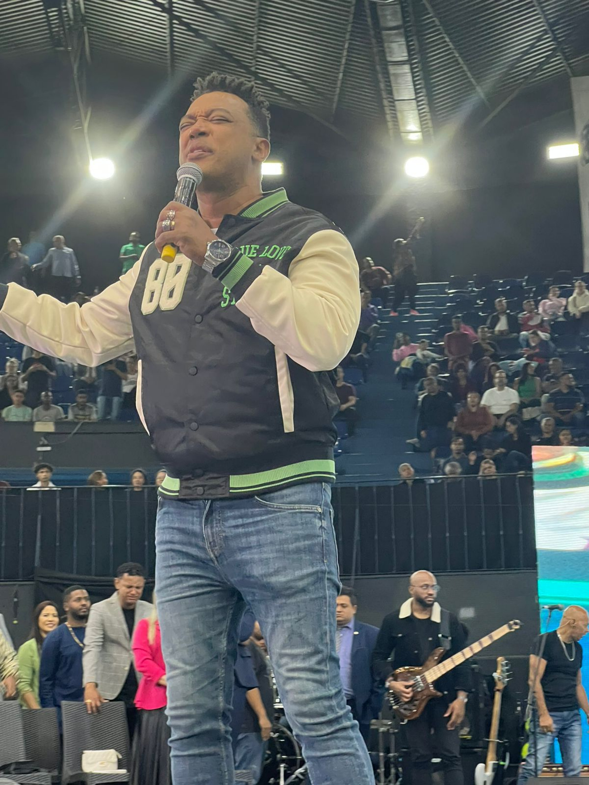 Cantor Marquinhos Gomes - Fotos: Alexandre Picchetto