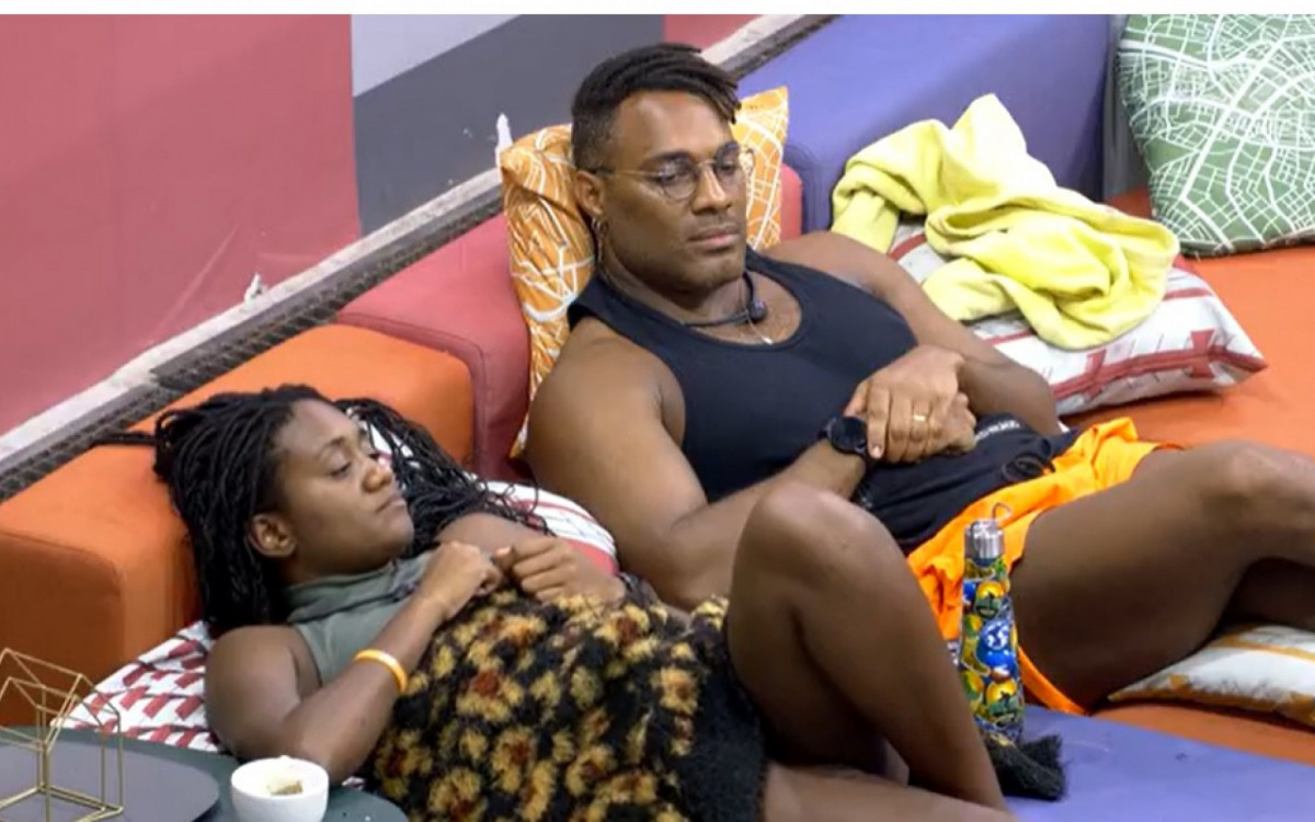 Fred e Sarah conversam com Cezar  - Reprodu&ccedil;&atilde;o da TV Globo