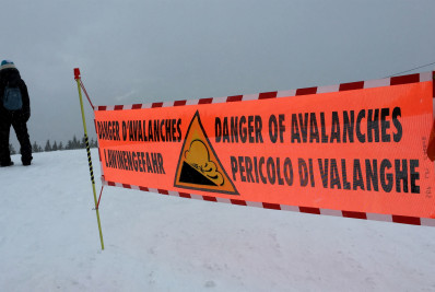 Avalanche deixa quatro mortos nos Alpes franceses