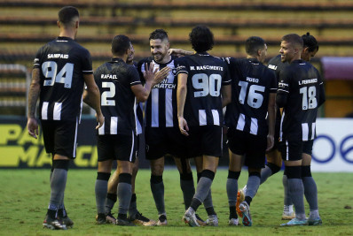 Jornalista aponta favoritismo do Ypiranga-RS contra o Botafogo pela Copa do Brasil