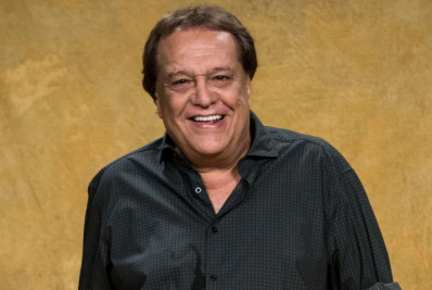 Dennis Carvalho volta à ativa com projeto solidário