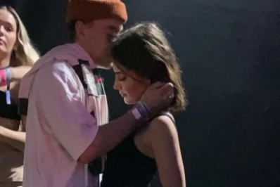 Jade Picon e André Lamoglia, de 'Elite', são flagrados em clima de romance