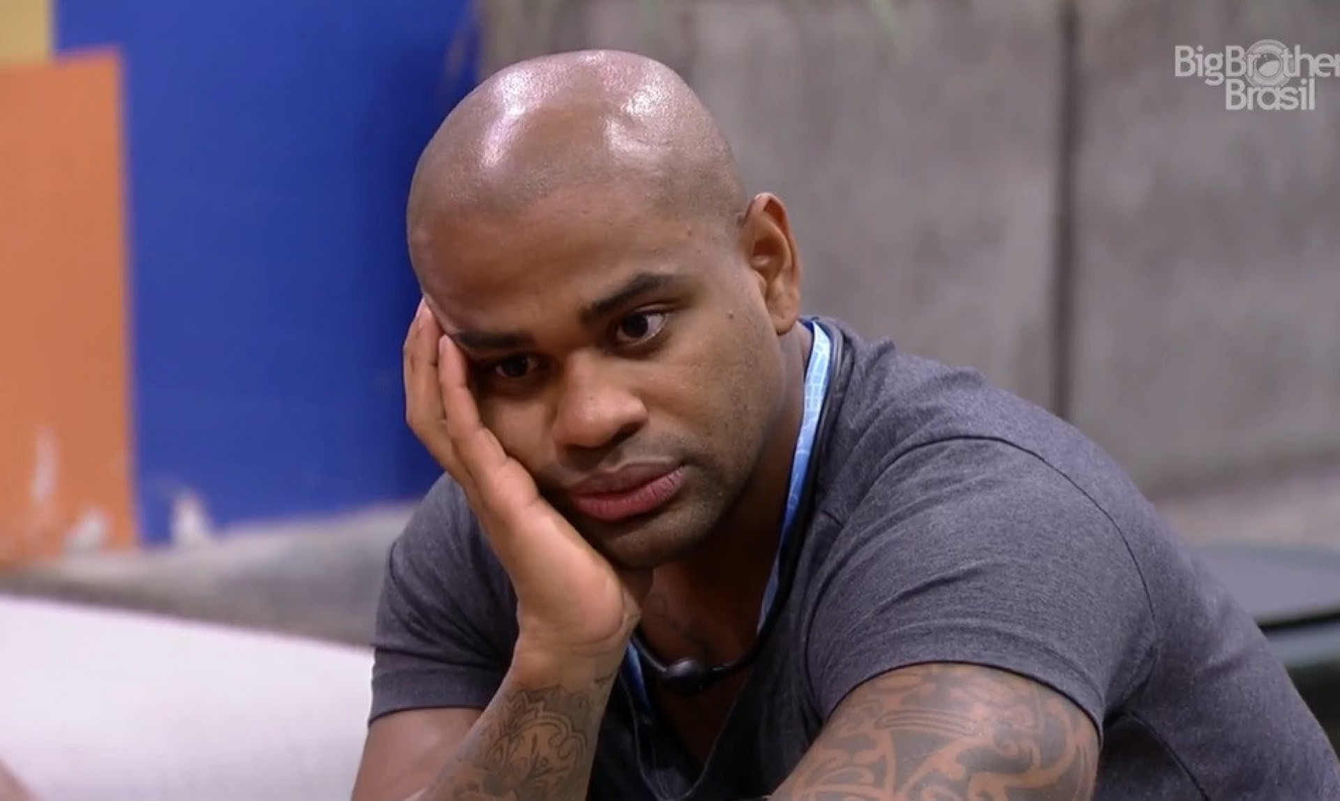 Cezar fala sobre mudança para o Quarto Deserto - Reprodução da TV Globo