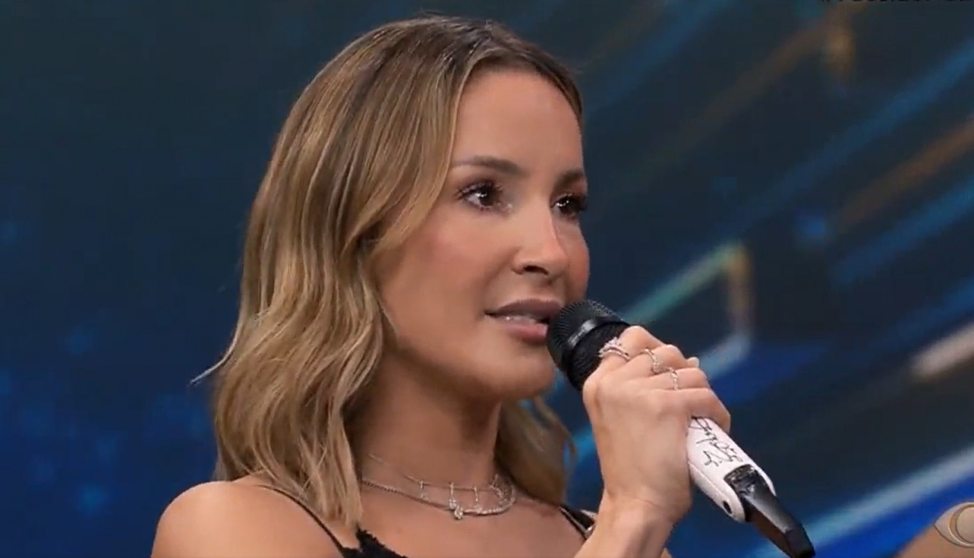 Claudia Leitte fala sobre sua religião durante o 'Faustão na Band' - Reprodução de vídeo / Band