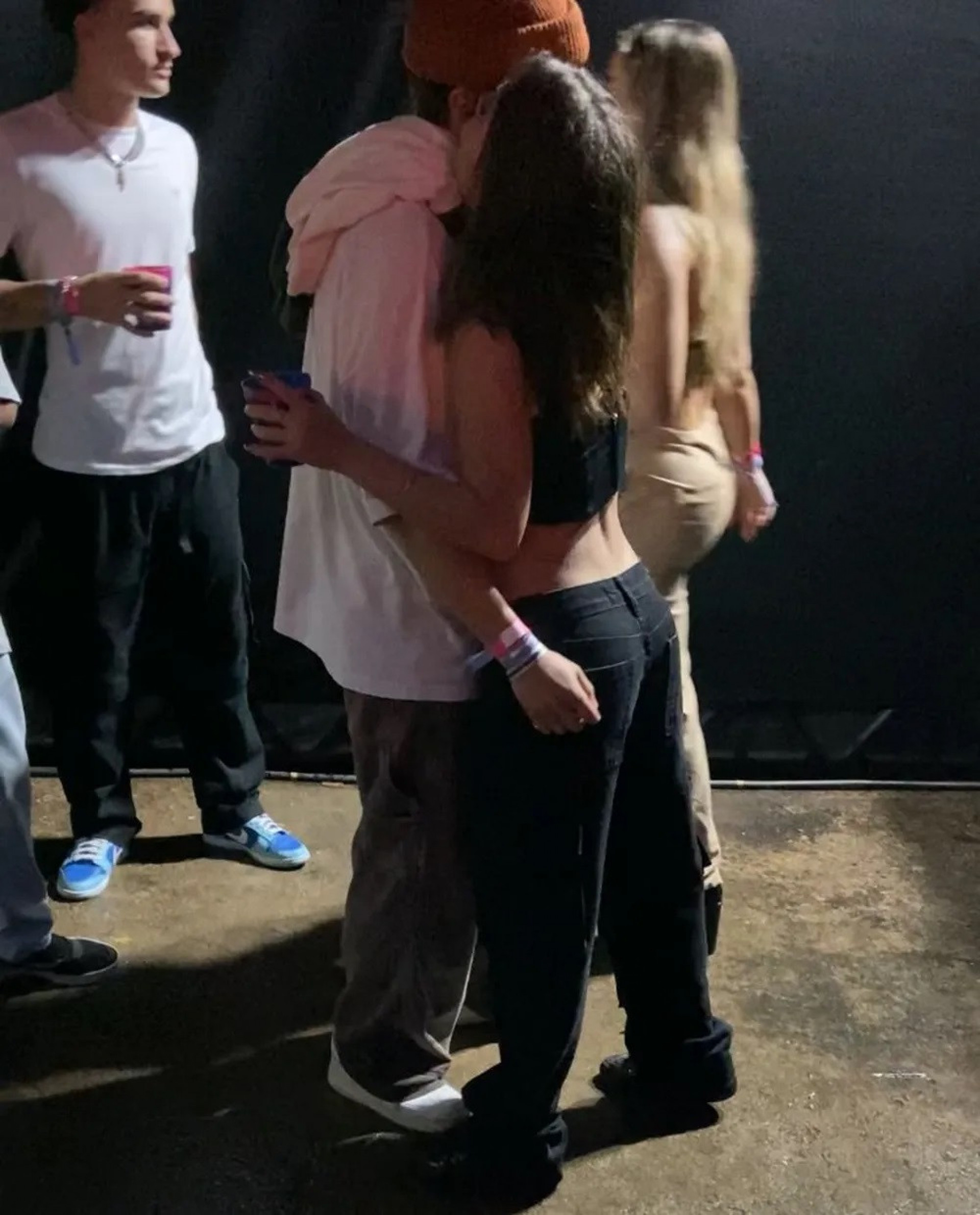 André Lamoglia e Jade Picon são flagrados em clima de romance - Reprodução / Quem