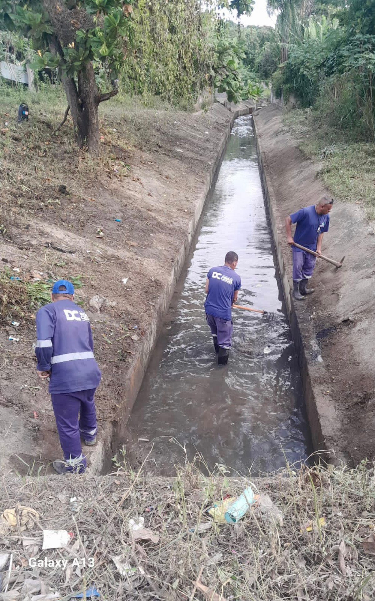 Limpeza dos canais de Duque de Caxias - Divulga&ccedil;&atilde;o