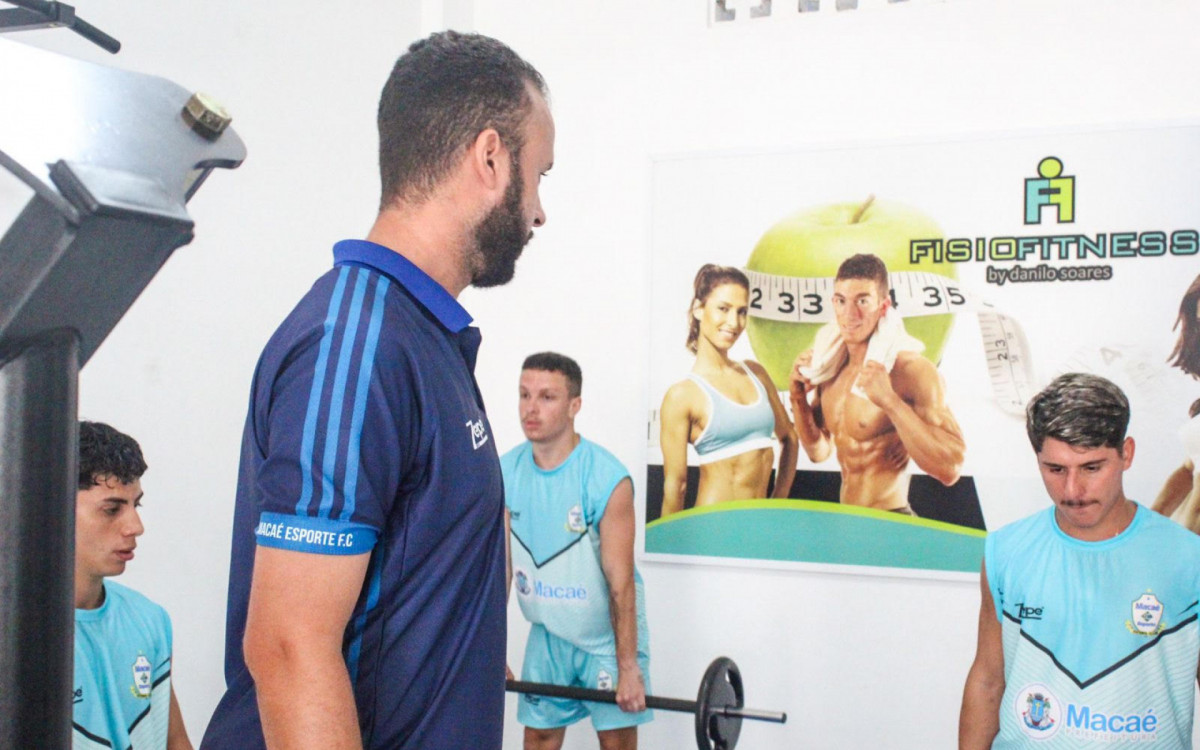 Os treinamentos da equipe t&ecirc;m sido feitos em duas etapas: na parte da manh&atilde;, geralmente no Clube Cidade do Sol (sede campestre), o foco dos treinos tem sido voltados para a parte f&iacute;sica dos atletas