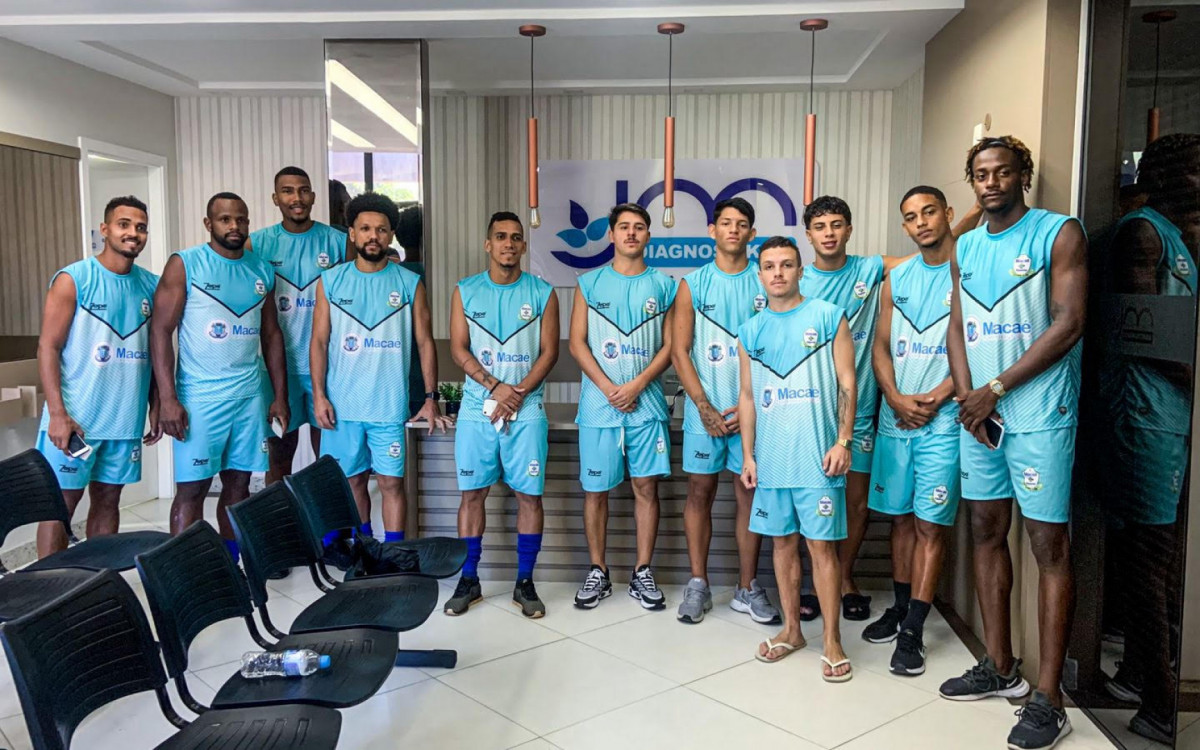 Maca&eacute; retornou aos trabalhos na &uacute;ltima ter&ccedil;a-feira (04), com a apresenta&ccedil;&atilde;o da comiss&atilde;o t&eacute;cnica e de parte dos atletas que v&atilde;o compor o plantel do clube