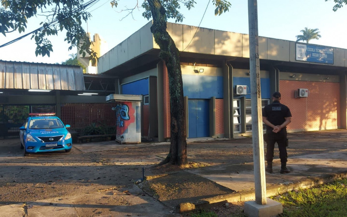 Polícia Militar reforça patrulhamento em escolas de Marechal Hermes